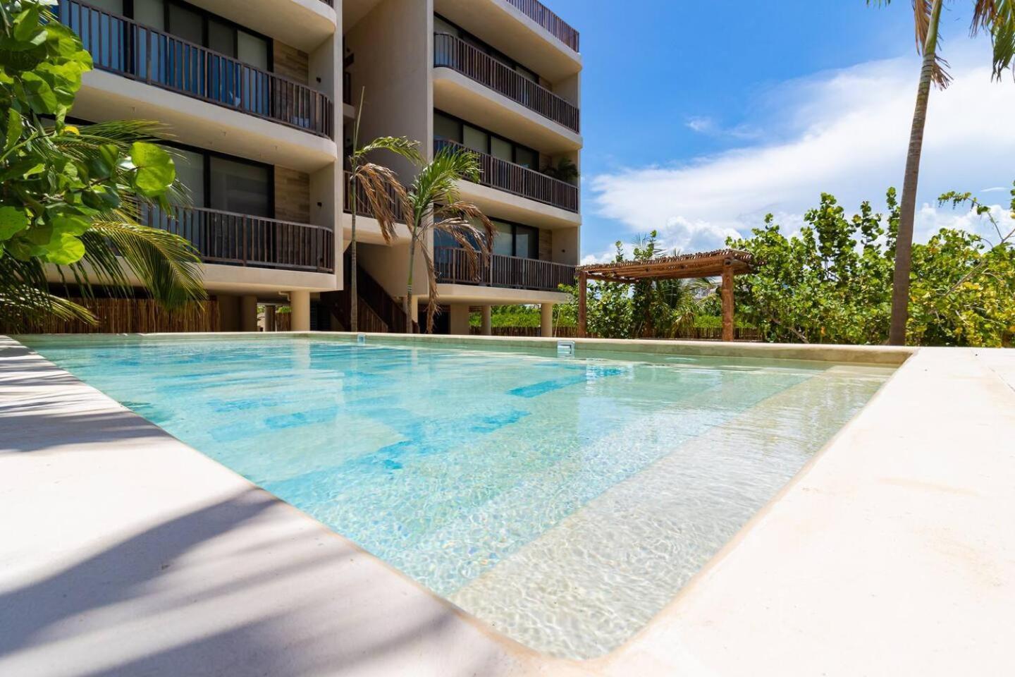 فندق Pool View Loft Steps From The Ocean In Punta Cocos - C101 جزيرة هول بوكس المظهر الخارجي الصورة