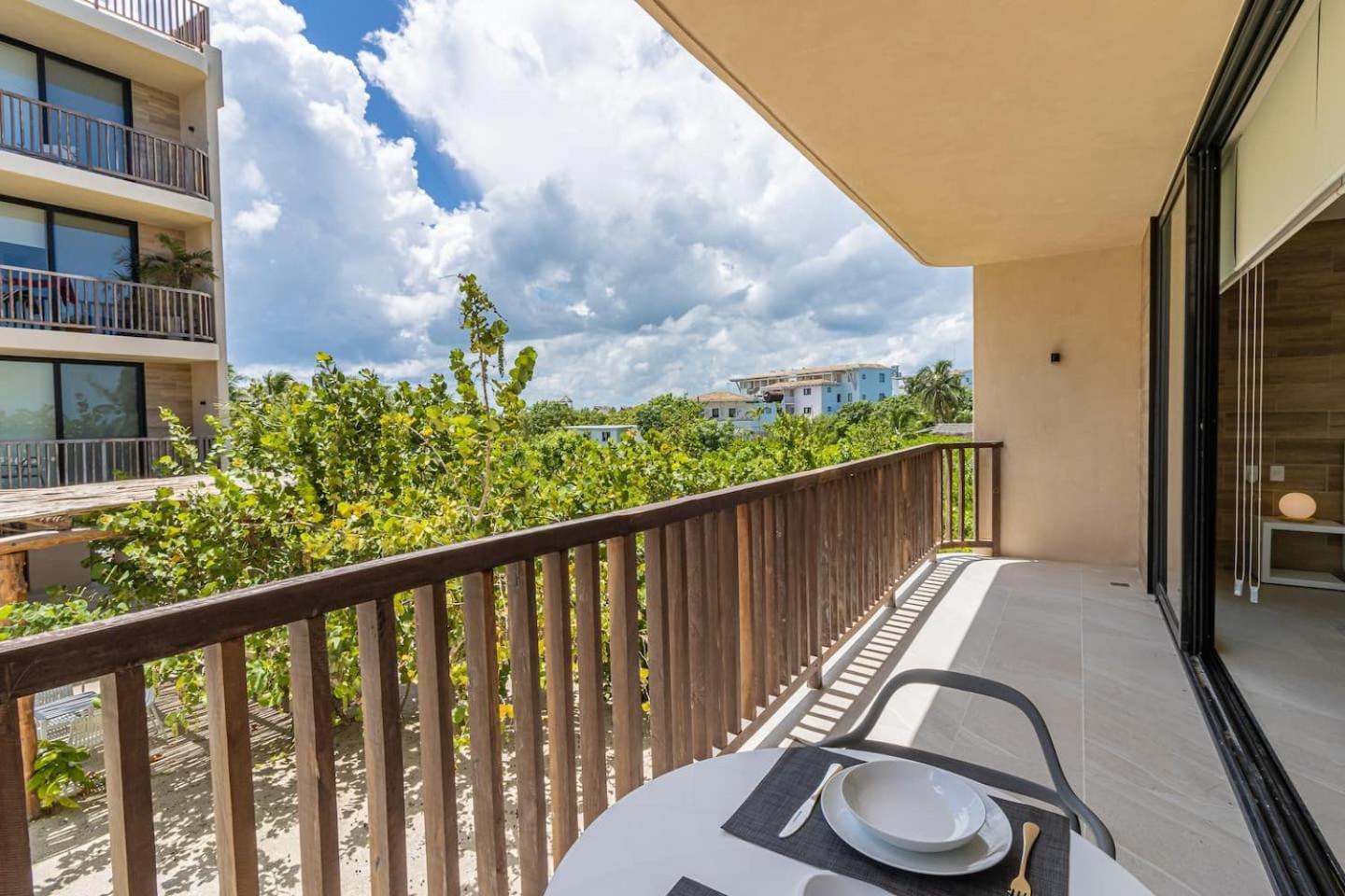 فندق Pool View Loft Steps From The Ocean In Punta Cocos - C101 جزيرة هول بوكس المظهر الخارجي الصورة