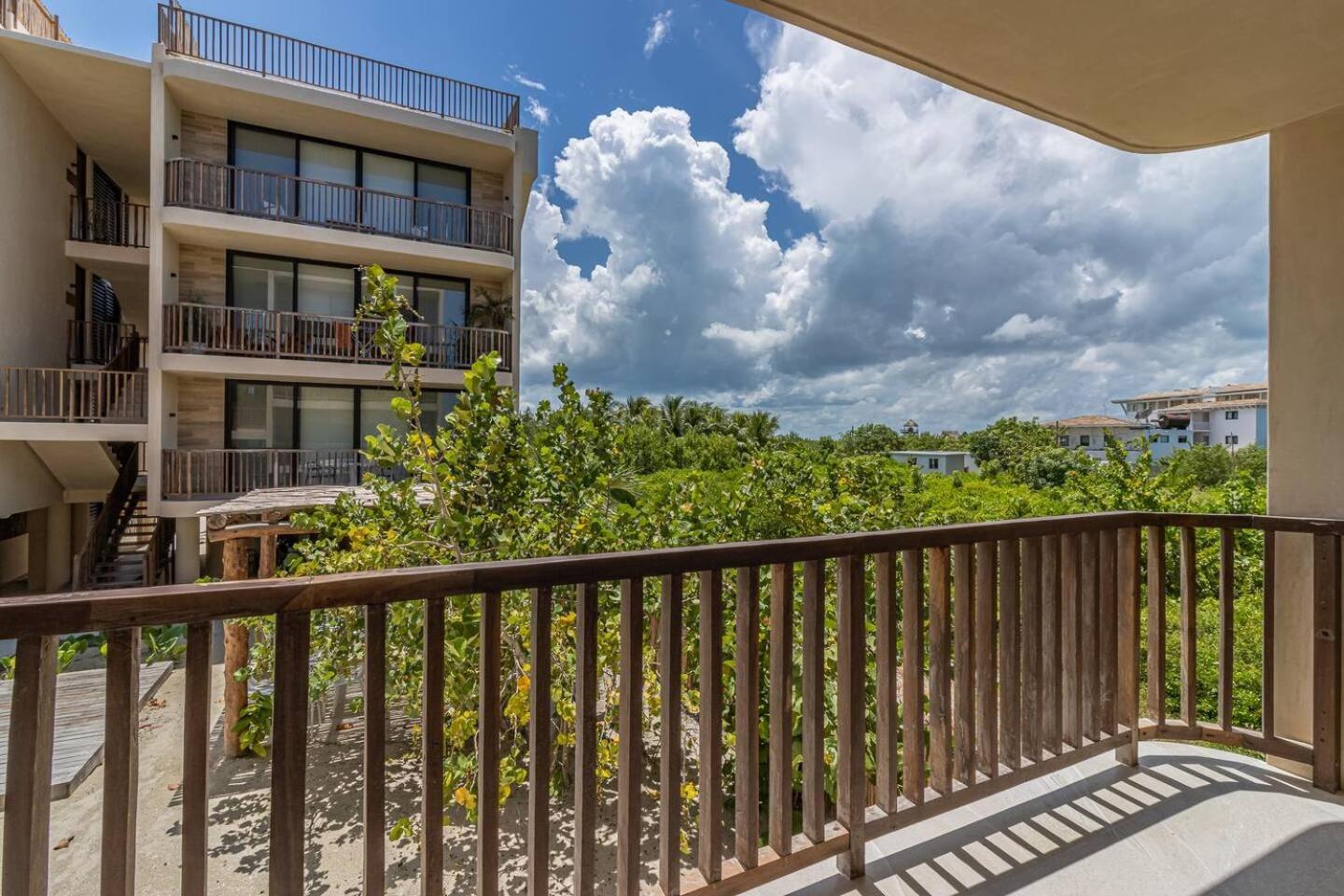 فندق Pool View Loft Steps From The Ocean In Punta Cocos - C101 جزيرة هول بوكس المظهر الخارجي الصورة