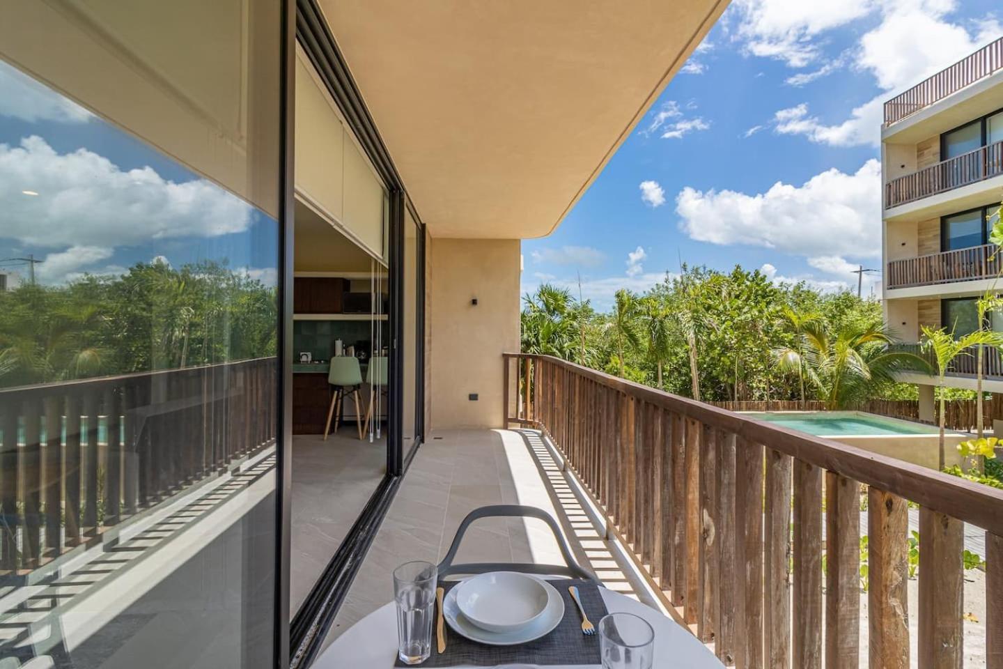فندق Pool View Loft Steps From The Ocean In Punta Cocos - C101 جزيرة هول بوكس المظهر الخارجي الصورة