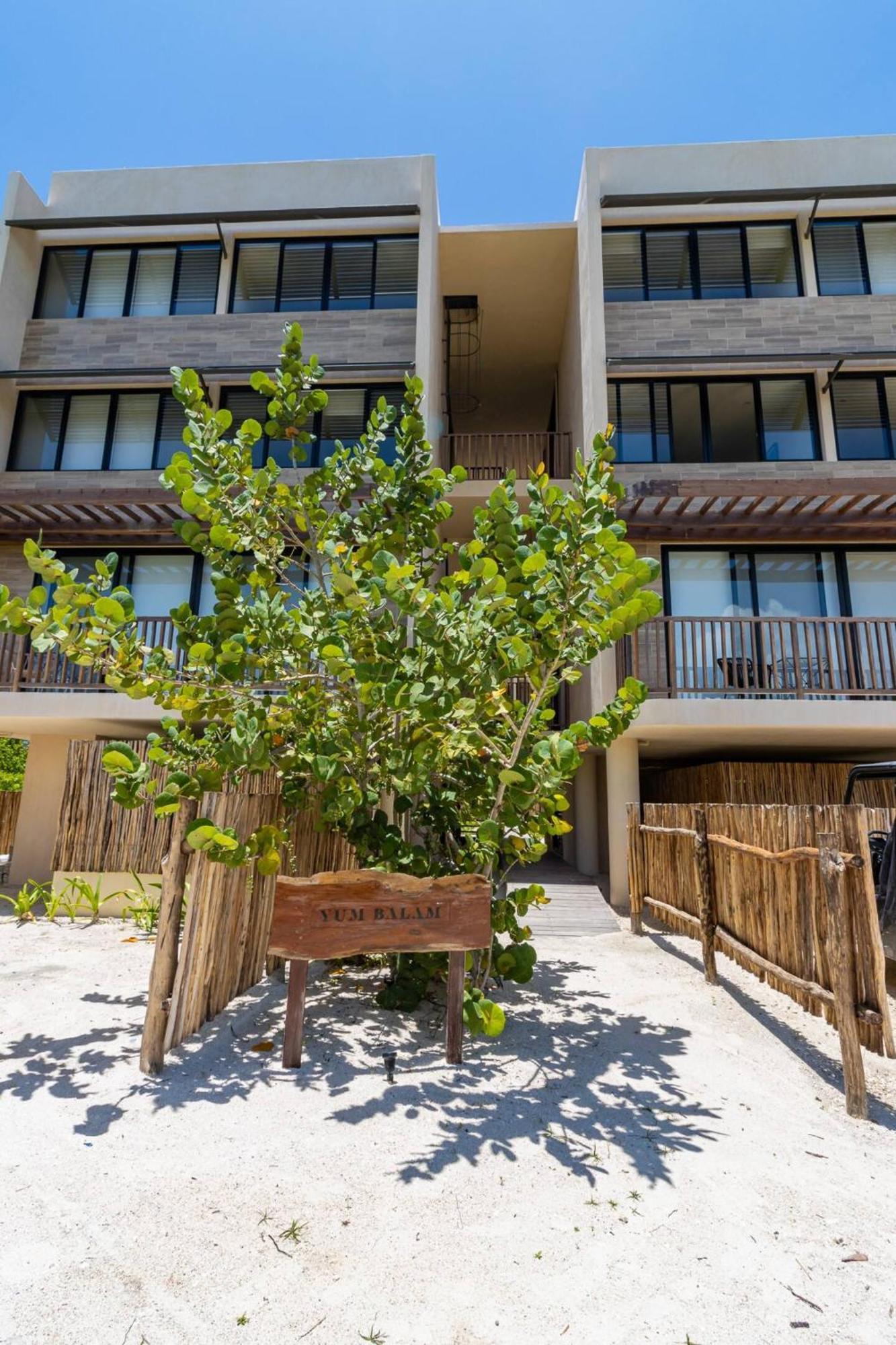 فندق Pool View Loft Steps From The Ocean In Punta Cocos - C101 جزيرة هول بوكس المظهر الخارجي الصورة
