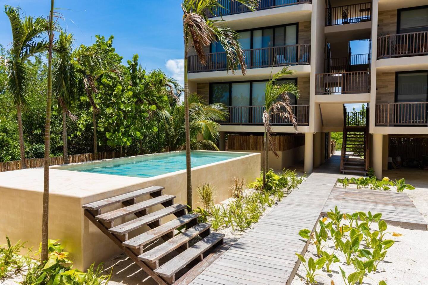 فندق Pool View Loft Steps From The Ocean In Punta Cocos - C101 جزيرة هول بوكس المظهر الخارجي الصورة